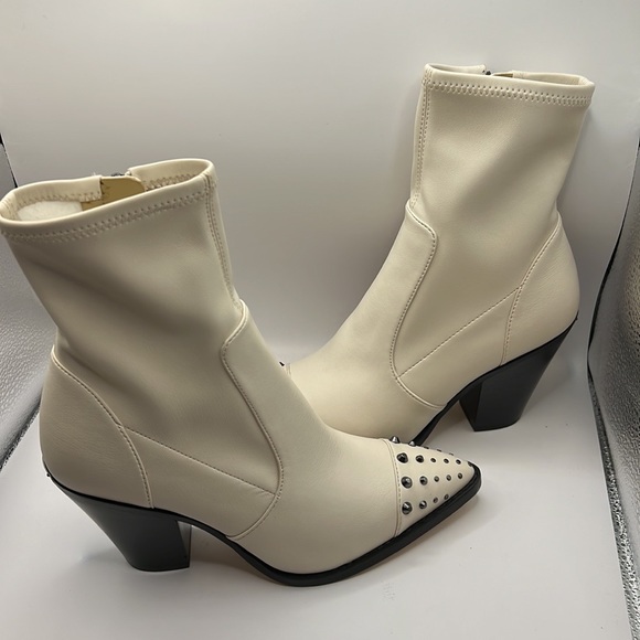 Michael Kors Dover Heeled Boots NWB size 6 - Picture 6 of 10